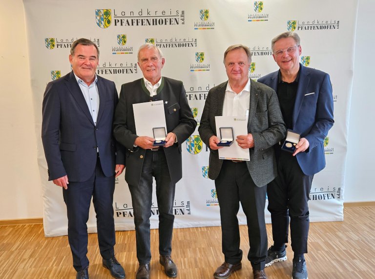 Landkreismedaille Anton Steinberger